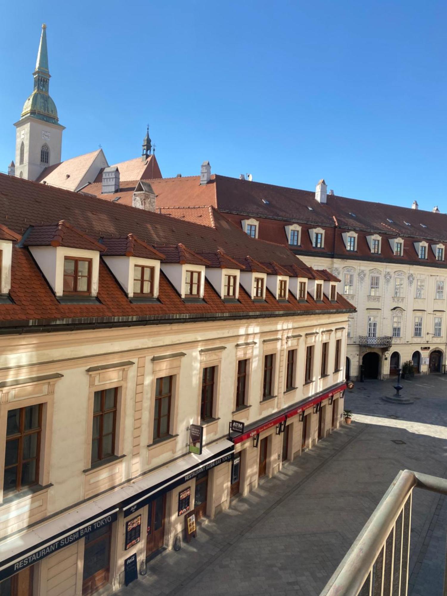 Audrey Hepburn Apartment Old Town Air Conditioned Братислава Экстерьер фото